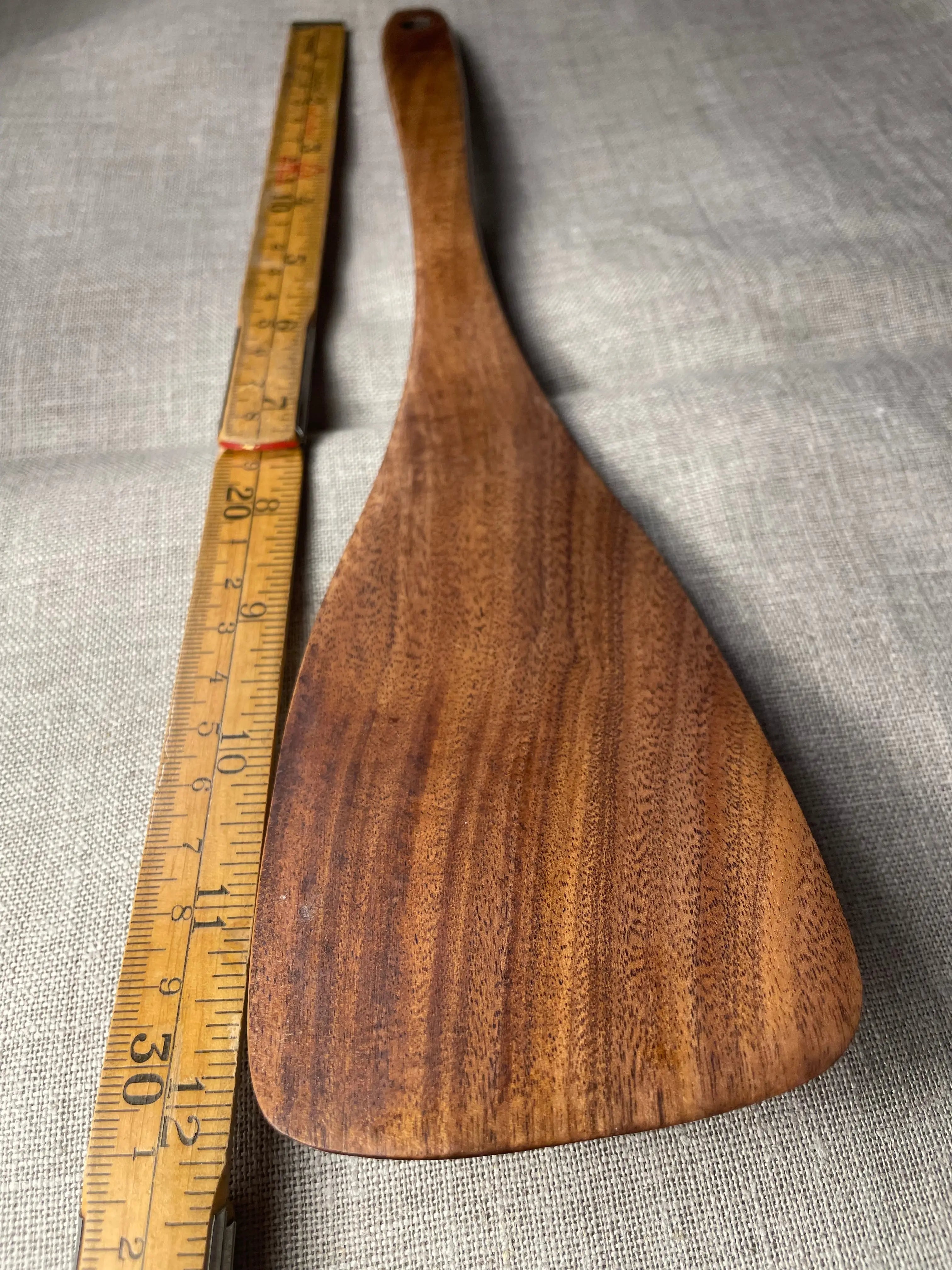 Stekespade i teak – 31,5 cm x 7,5 cm Epoxy-Crafts