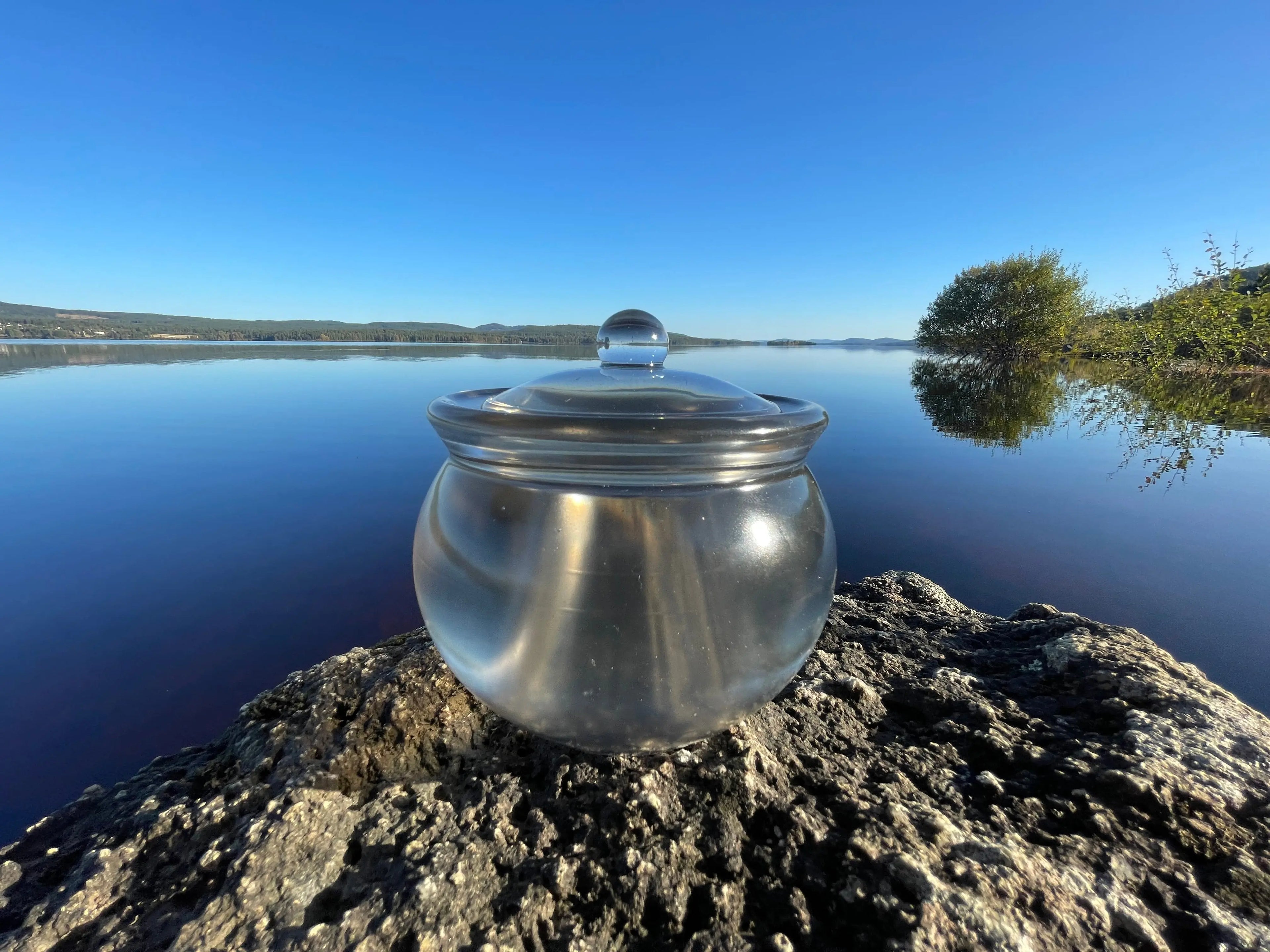 Utsøkt håndlaget dekorativ epoxy krukke med lokk (Kopi) Epoxy-Crafts