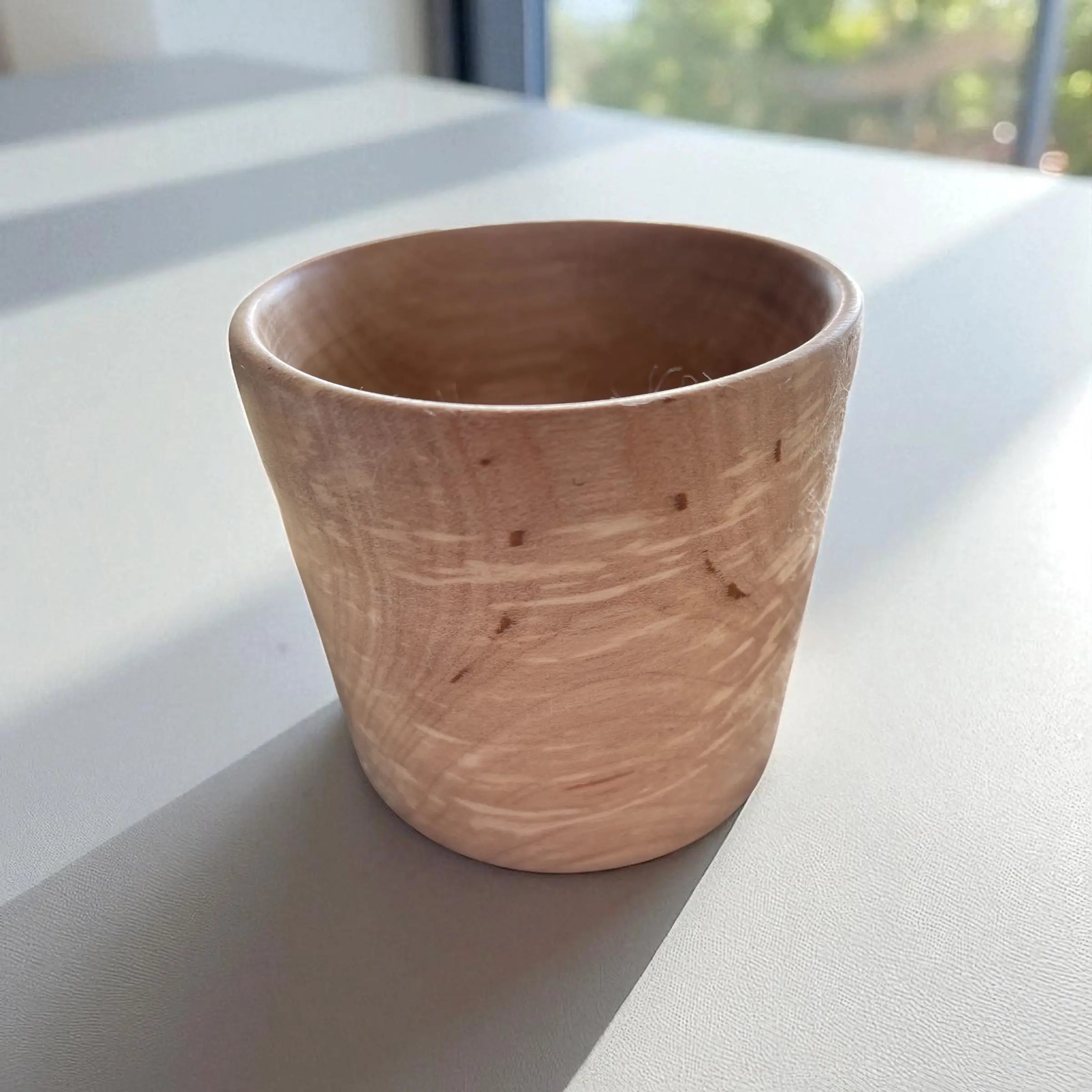 Unike håndlagde trekopper – Naturlig eleganse i hver slurk! Epoxy-Crafts